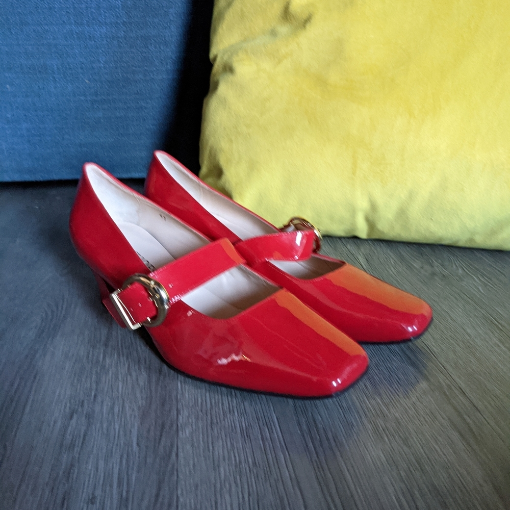 Red Patent 60's style Maryjane